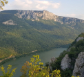 Джердап и Велики Штрбац - водопади, пещери, скални арки и манастири